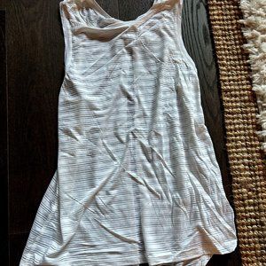 Lululemon Size 4 Workout Tank